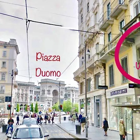 Big In Piazza Duomo *